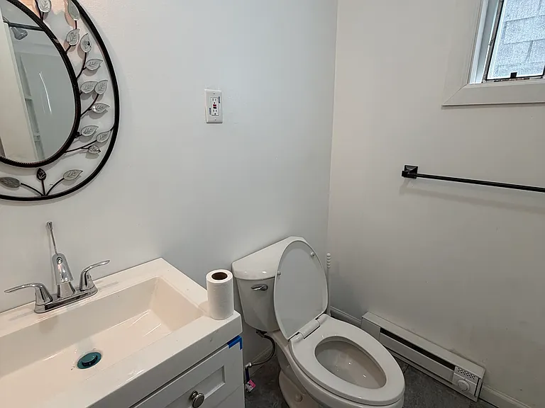 1604 Market St — Photo 6