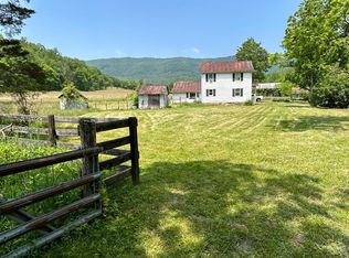 1095 Blacks Creek Rd, Lexington, VA 24450