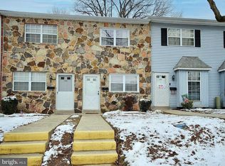 1330 Rolling Glen Dr, Upper Chichester, PA