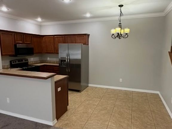 3rd image of 1970 E Peppervine Dr