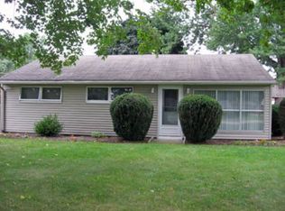 9882 E Idlewood Dr, Twinsburg, OH 44087