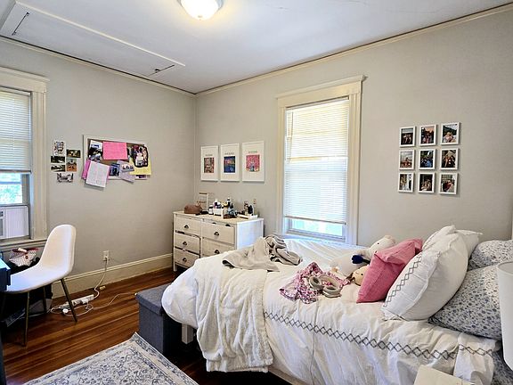 3rd image of 67 Hillsdale Rd #2