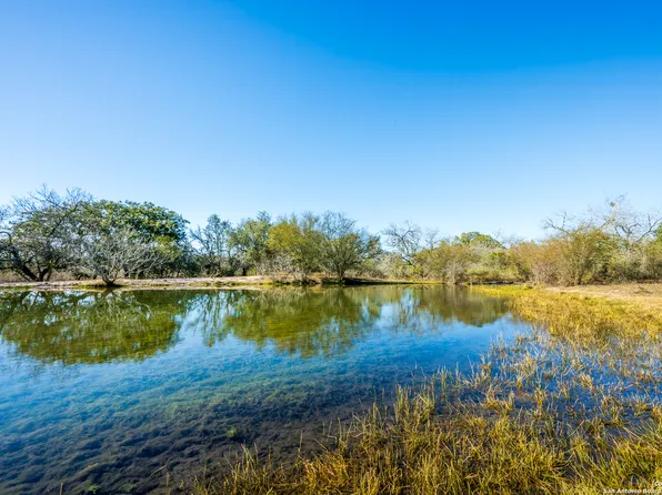 0 CR 113, Pettus, TX 78119