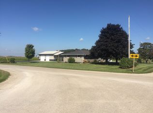 N1711 Laney Rd, Seymour, WI 54165