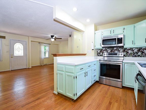 5th image of 4912 Northwood Dr NW