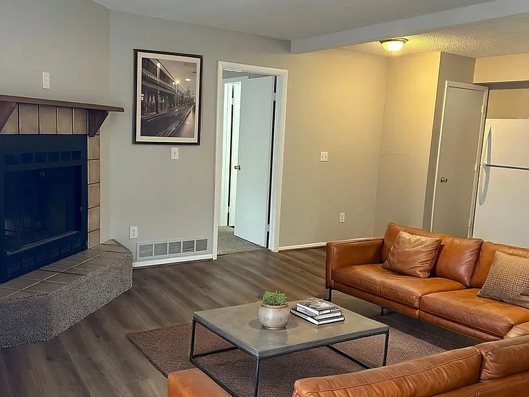 2609 E Dale St. — Photo 24