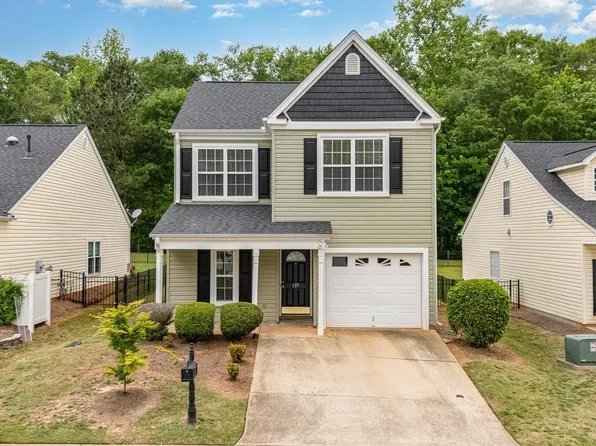 137 Pin Oak Ct, Easley, SC 29642