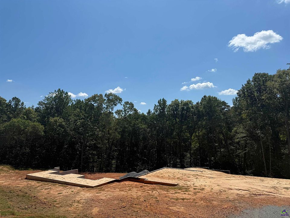 1st image of 415 Forest Pointe Dr