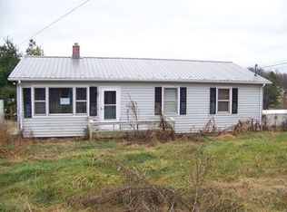 1066 Grubmore Rd, Marion, VA 24354