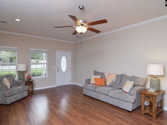 2nd image of 109 Hester Woods Dr