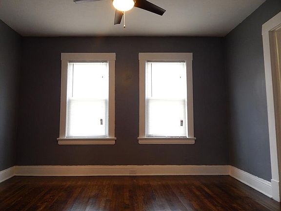 4th image of 4525 W 147th St