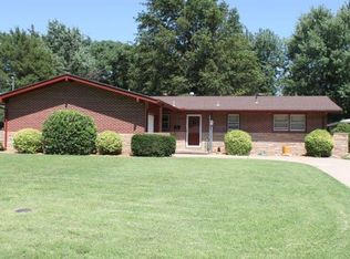 1902 S Lorraine Ave, Wichita, KS 67211