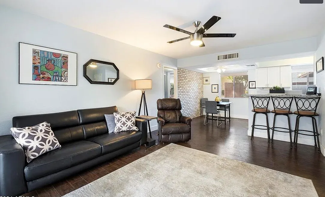 1 bed, 685 sqft, $1,300 — Photo 1