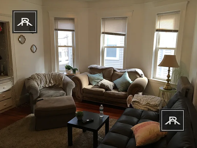 164 Kelton St #1 — Photo 6