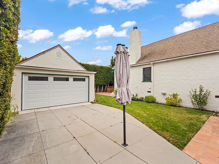 10342 Keswick Ave — Photo 22