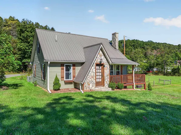 94 Stevens Creek Rd, Fries, VA 24330