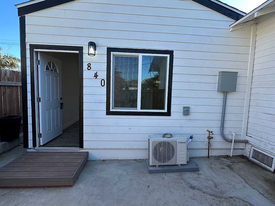 Front yard and entry to house