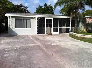 623 W Perry St, Lantana, FL 33462