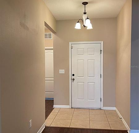 5th image of 561 19th St NW
