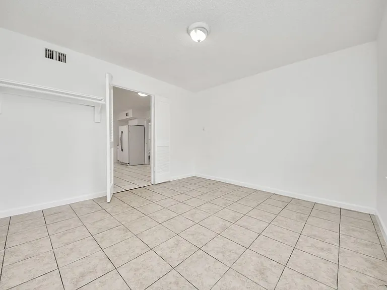 15534 Weldon Dr — Photo 18