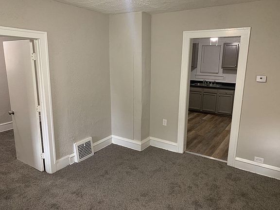 2nd image of 10800 Shale Ave