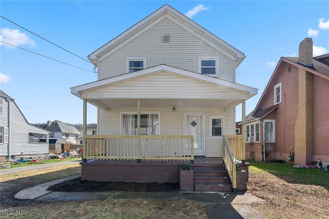 1728 Maple Ave photo 1