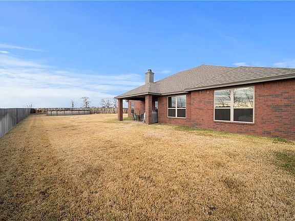 5th image of 708 Caddo Trl