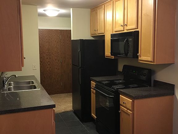 4th image of 5950 Oakwood Dr APT 1E