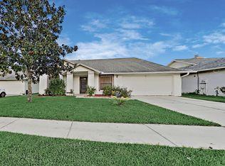 677 Starstone Dr, Lake Mary, FL 32746