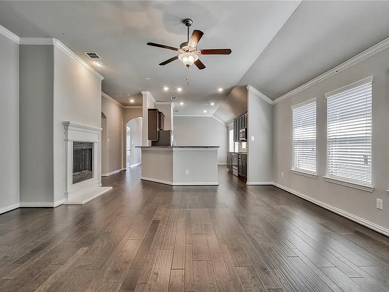 426 George Dr — Photo 6