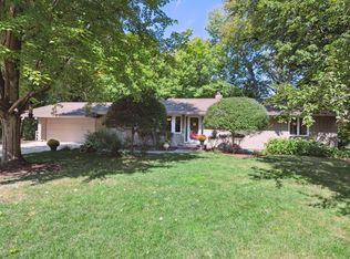 4036 Kerry Ct, Minnetonka, MN 55345