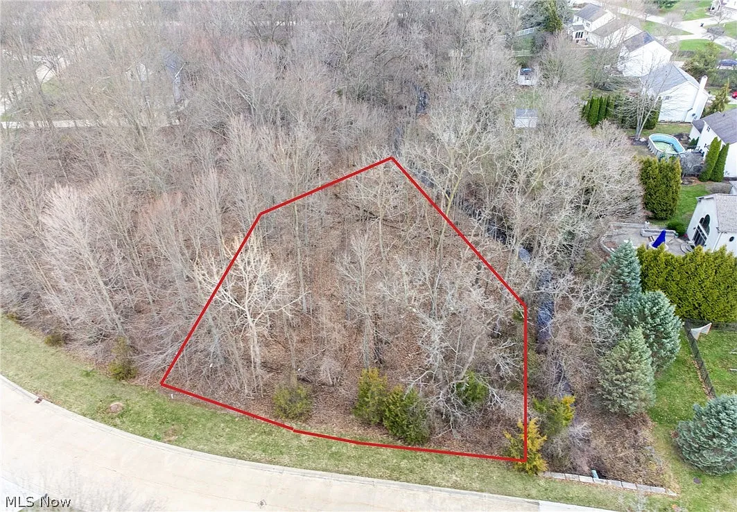 V/l 284 Stony Brook Ln photo 1