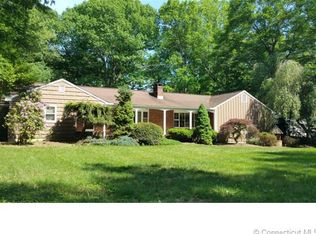 198 E Rutland Rd, Milford, CT 06461