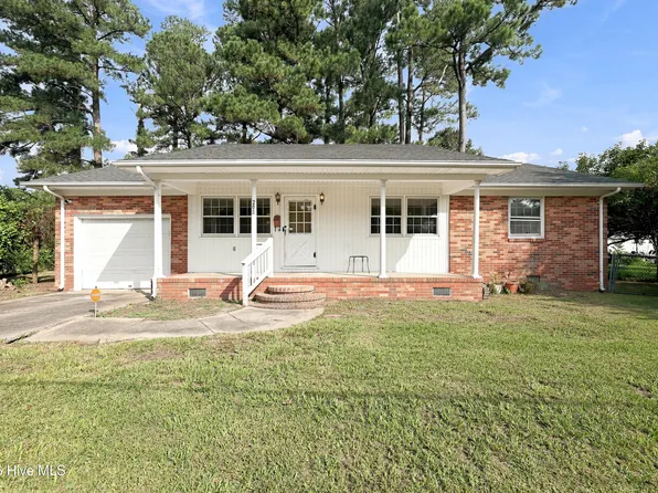 203 Long Acres Drive, Jacksonville, NC 28546