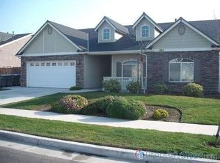 774 S Almond Ave, Kerman, CA 93630