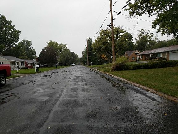 4th image of 301 W Clara Ave