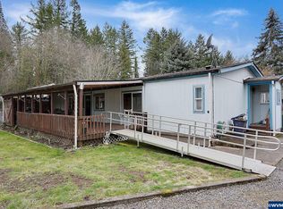554 SE 6th Ave, Mill City, OR