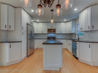281 Essex Dr, Brick, NJ