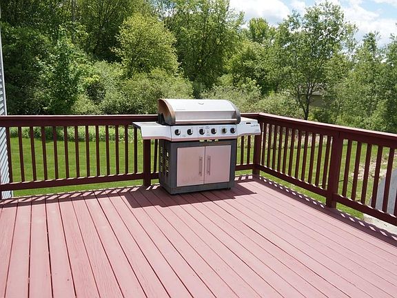 4th image of 20 Merrimack Meadows Ln