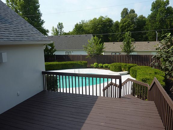 4th image of 2250 Deep Creek Dr