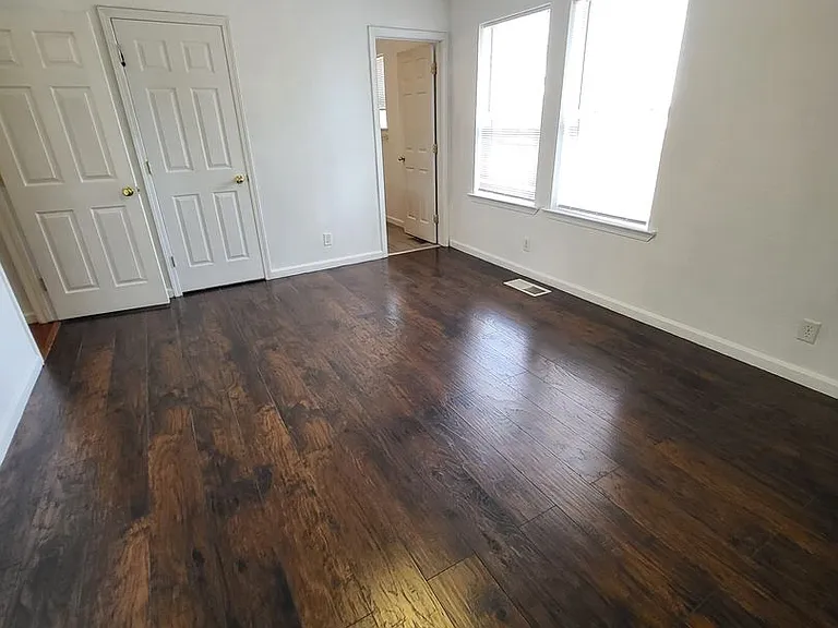 30 Duffy Ct — Photo 4