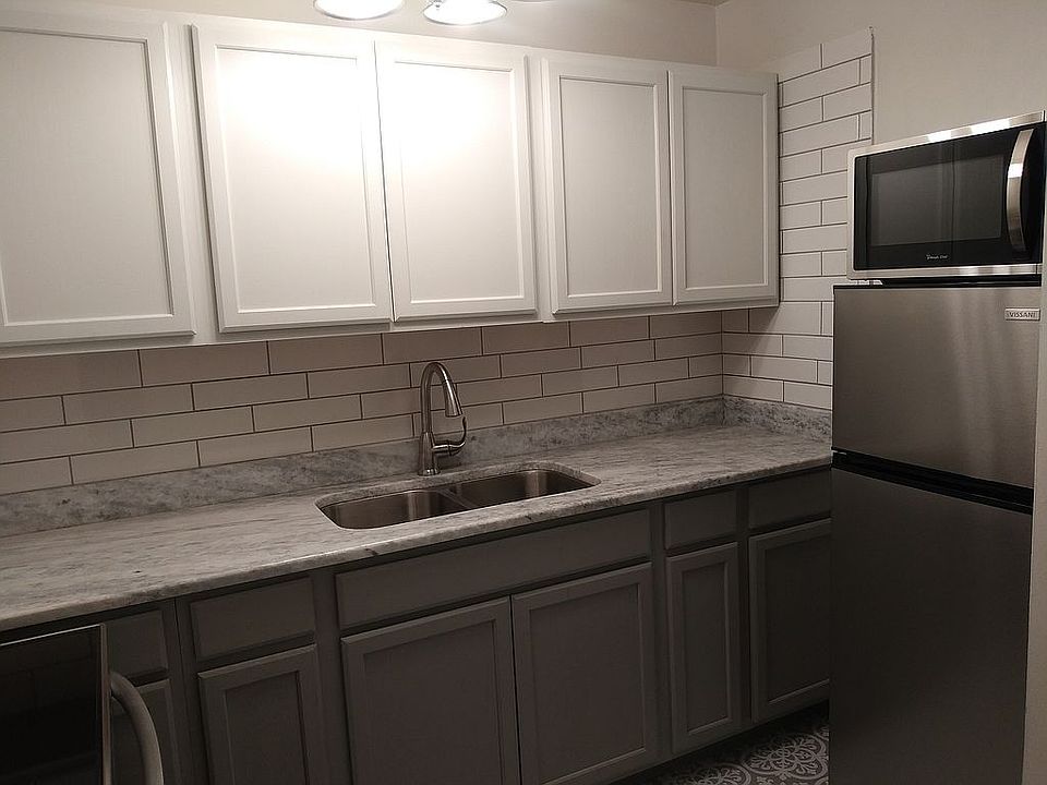 Brand New Bright Kitchen