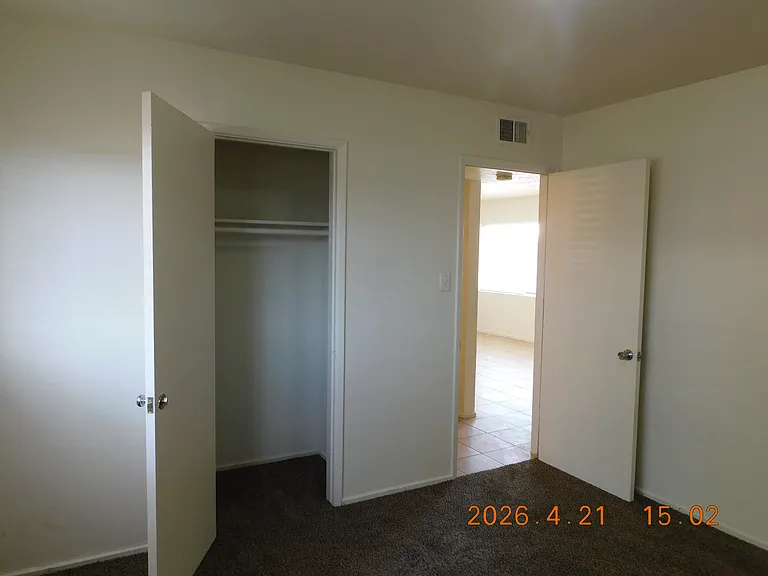 2865 S 1st Ave — Photo 10