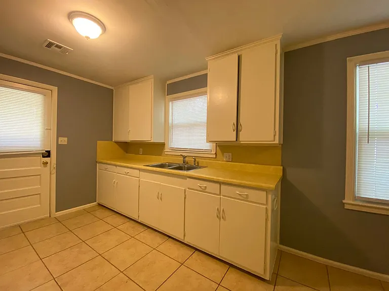 1328 S 74th East Ave — Photo 7