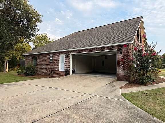 3rd image of 7482 Caraway Rd