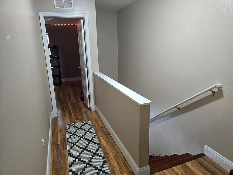 2636 SW 35th Pl #9 — Photo 10