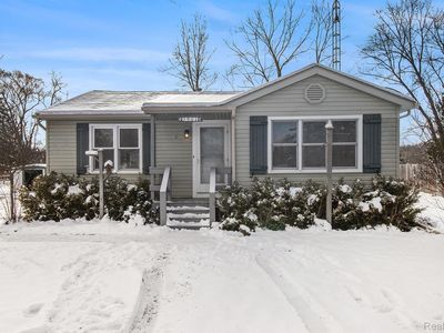 5901 Burdick Rd, Lapeer, MI, 48446