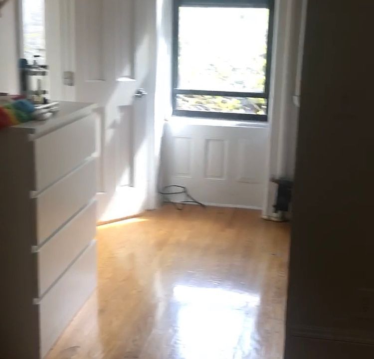 1st image of 316 Stuyvesant Ave #1