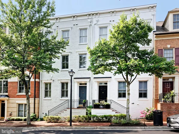 404 Oronoco St, Alexandria, VA 22314