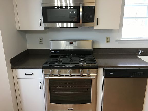 Five Burner Gas Range!